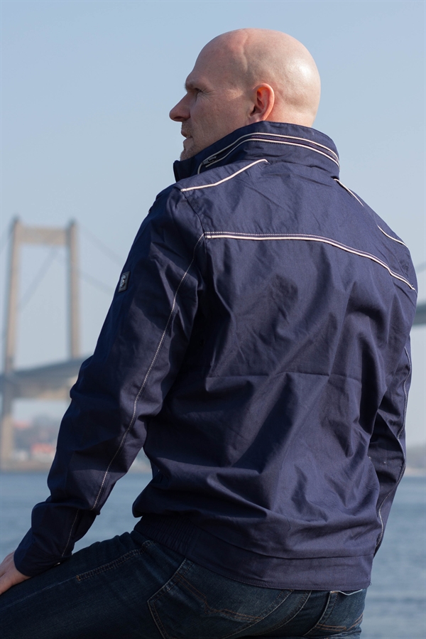 Pre End sommerjakke i marineblå | Damernes Butik